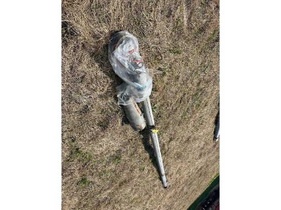 16' Grain Auger with Motor & Funnel - Works