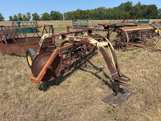 New Idea Side Delivery Rake