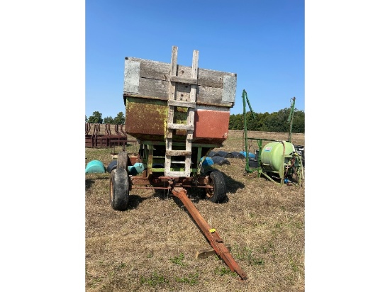 Parker 175 Bu Gravity Wagon with Double Reach Running Gear