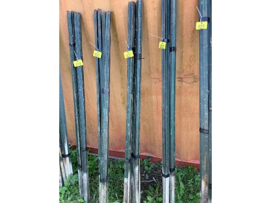 10 - 6' Green Steel Stakes