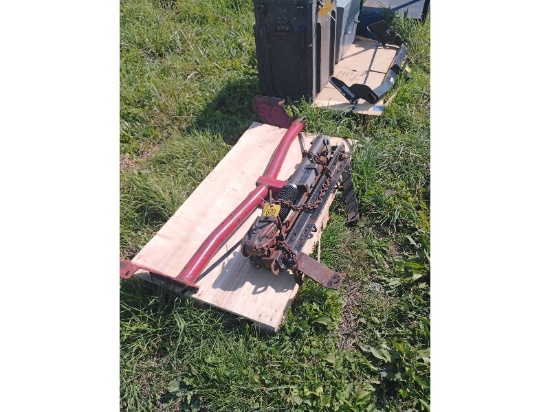 2 Trailer Hitches