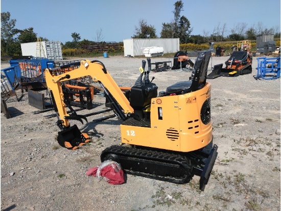 New Land Hero Mini Excavator