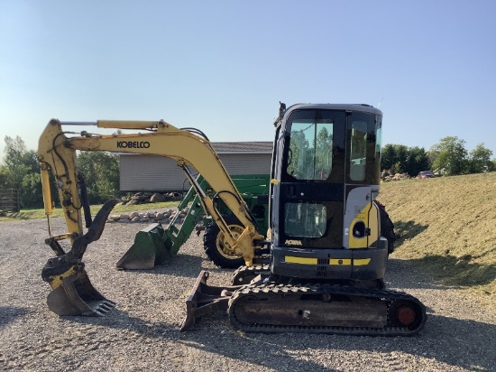 Kobelco 35SR Excavator  With AMI Hydraulic Thumb