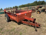 International 540 2 Header Manure Spreader