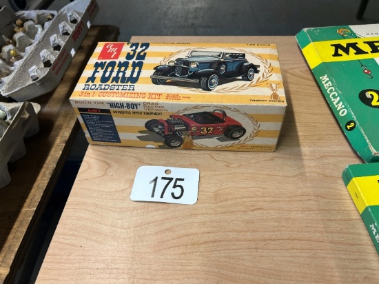 32 Ford Roadster 1/25 Scale