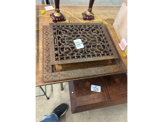 21"x18" Iron Grate