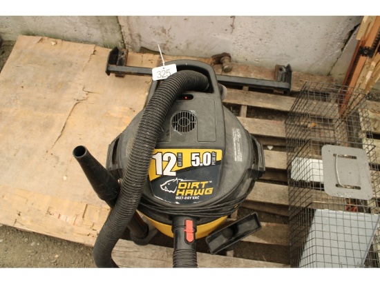 Dirt Hawg 12 Gal Vacuum