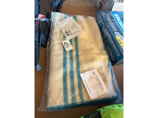 New MacAusland's Wool Blanket