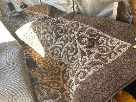 8' x 10' Rug Plus Roll of Ram Board