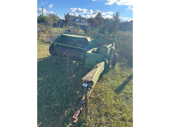 John Deere 14T Square Baler