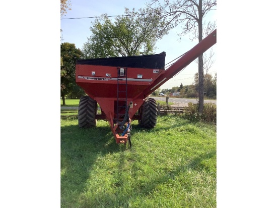 Unverferth 8250 Grain Buggy