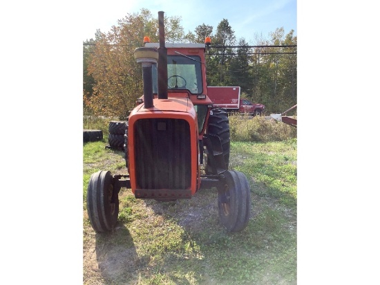 Allis Chalmers 7010 Cab Tractor