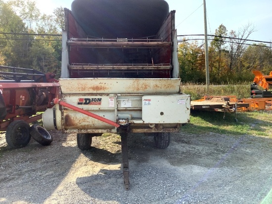 Dion Forage Wagon Left Hand Unload - Working