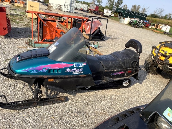 1993 Skidoo Safari Deluxe - Has Ownership - Runs