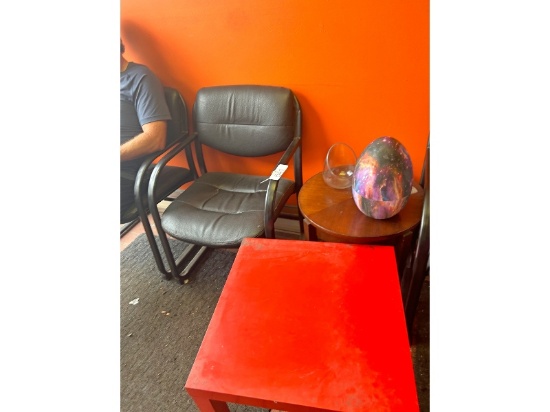 5 Office Chairs & Desk Plus Simplicity Fridge