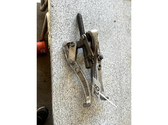 3 Jaw 6" Puller