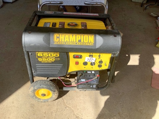 Champion 6500 Watt Generator - Runs Good, New Battery