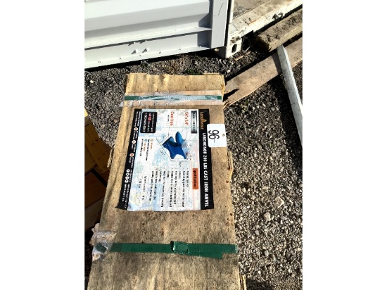 New Land Honor 200lb Cast Iron Anvil