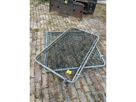 2 Small Entrance Gates - 3' & 4' Gates