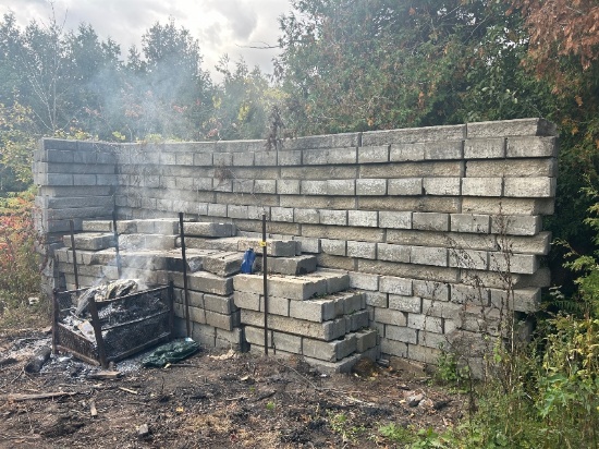 Cement Retaining Tapered Wall Blocks - 39" Long x 19" Wide x 7" High