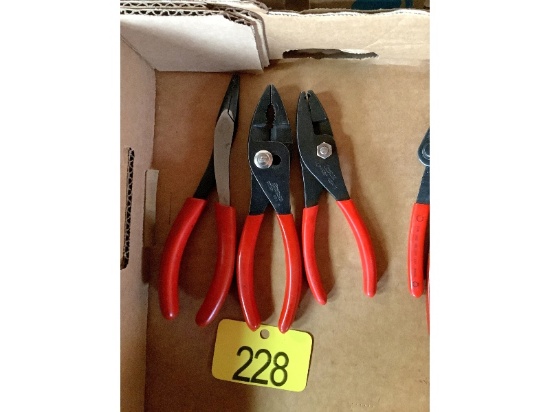 3 Pairs of Snap On Pliers