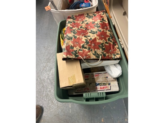 Tote of Housewares
