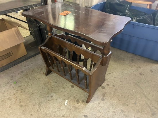 Magazine Table