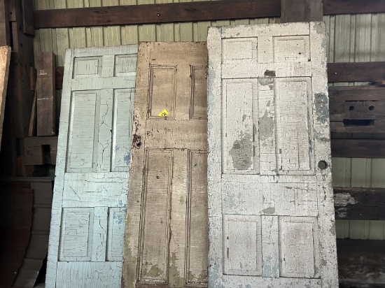 7 Vintage Doors
