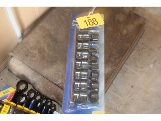 New Mastercraft 3/8 Impact Swivel Socket Set