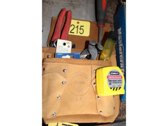 New Carpenters Tool Pouch & Tools