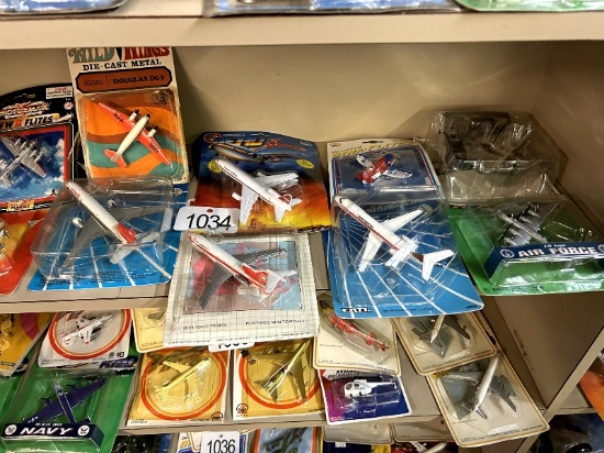 12 Die Cast Planes