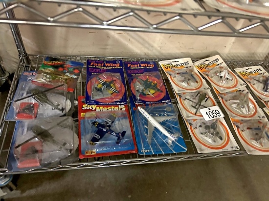 16 Die Cast Planes