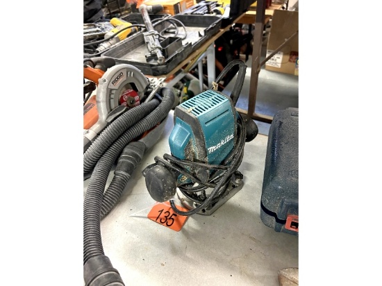 Makita Plunge Router