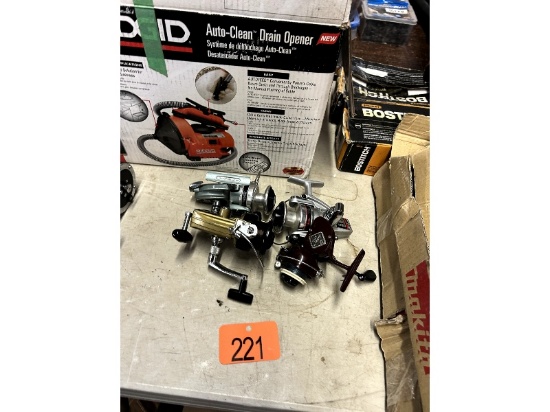 4 Reels