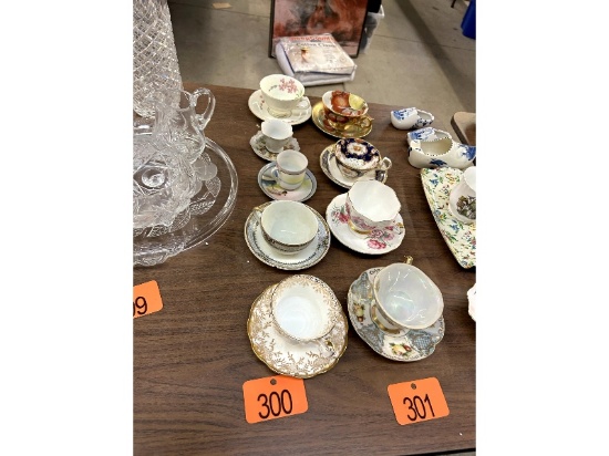 5 Cups & Saucers