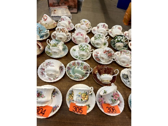 5 Royal Albert Cups & Saucers