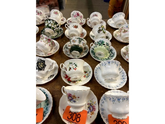 5 Royal Albert Cups & Saucers
