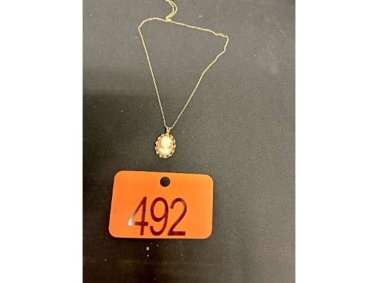 10kt Gold Necklace With Cameo