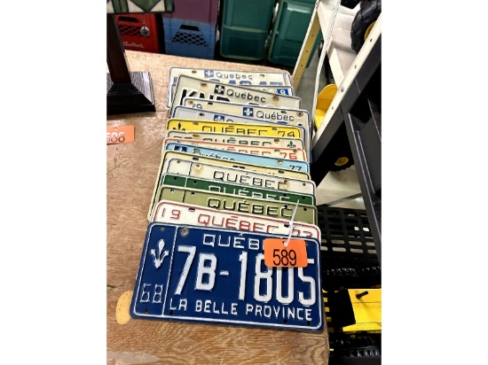 Quebec License Plates