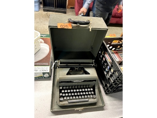 Royal Typewriter