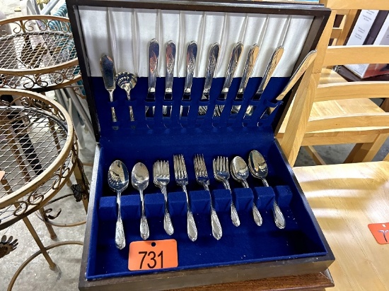 Silverware Set