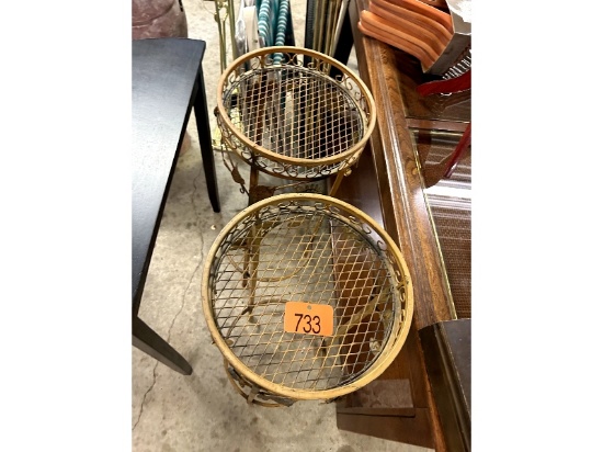 2 Plant Stands