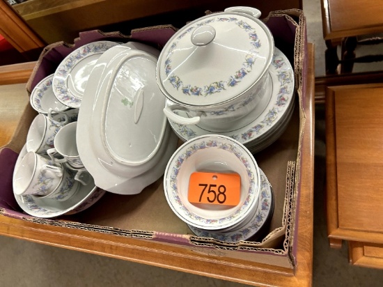 Set of Dishes