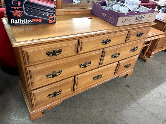 Roxton Dresser
