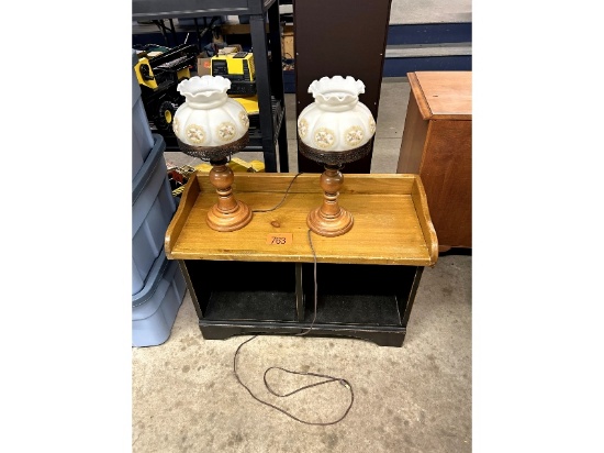 Pine Table With 2 Lamps