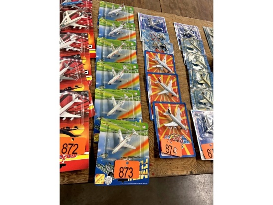 6 Toy Planes