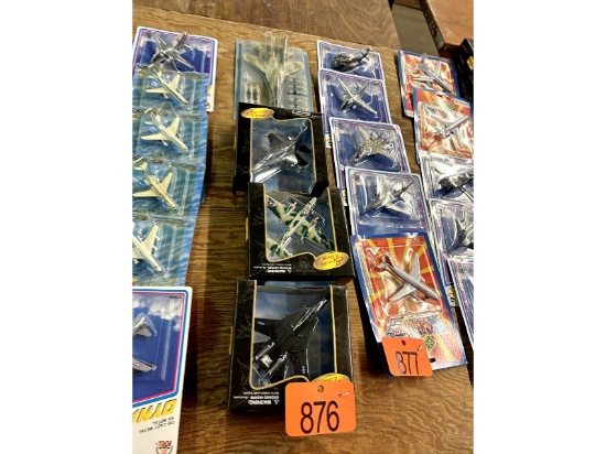 4 Toy Planes