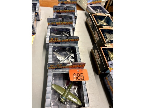 5 Toy Planes