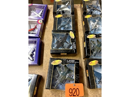 4 Die Cast Model Planes