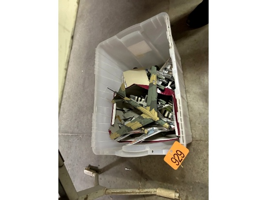 Tote of Die Cast Model Planes